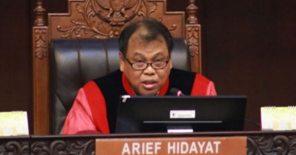 Arief Hidayat Tegaskan Jokowi Jelas Langgar Pemilu Secara Terstruktur &&nbsp;Sistematis