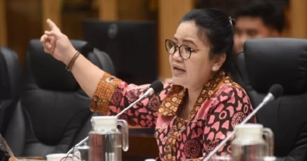 Agustina Wilujeng Desak Pemerintah Segera Buka Sekolah Darurat Pasca OPM Bakar Gedung&nbsp;SMP