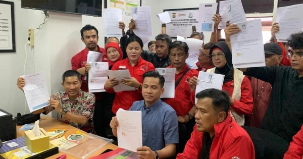 DPD PDI Perjuangan Jakarta Laporkan Calon Independen ke Bawaslu DKI atas Dugaan Pencatutan&nbsp;KTP
