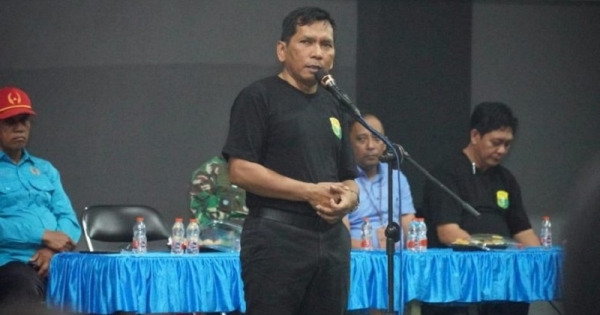 Resmi, H. Bukasan Buka Kejuaraan Bulutangkis Lumajang&nbsp;2024